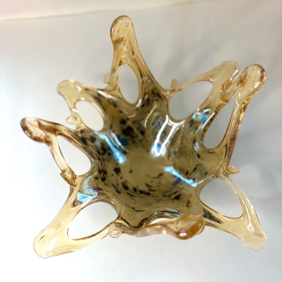 Glass Vase 14” x 14” x 8” - Picture 4 of 4